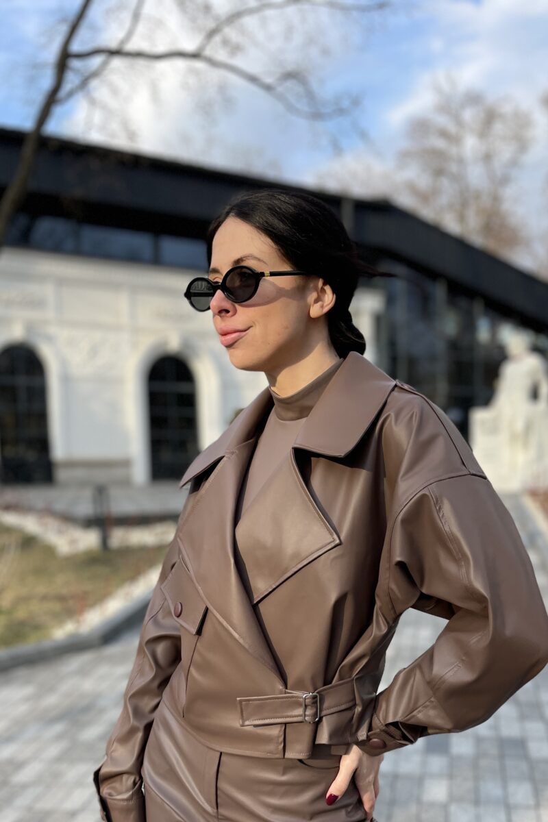 купити піджак косуху в шоколадному кольорі